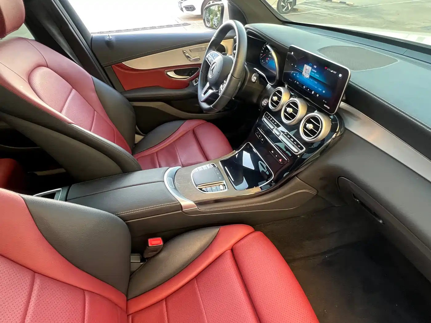 Mercedes-Benz GLC 2020 Facelift GLC 260 L 4MATIC Dynamic фото 20