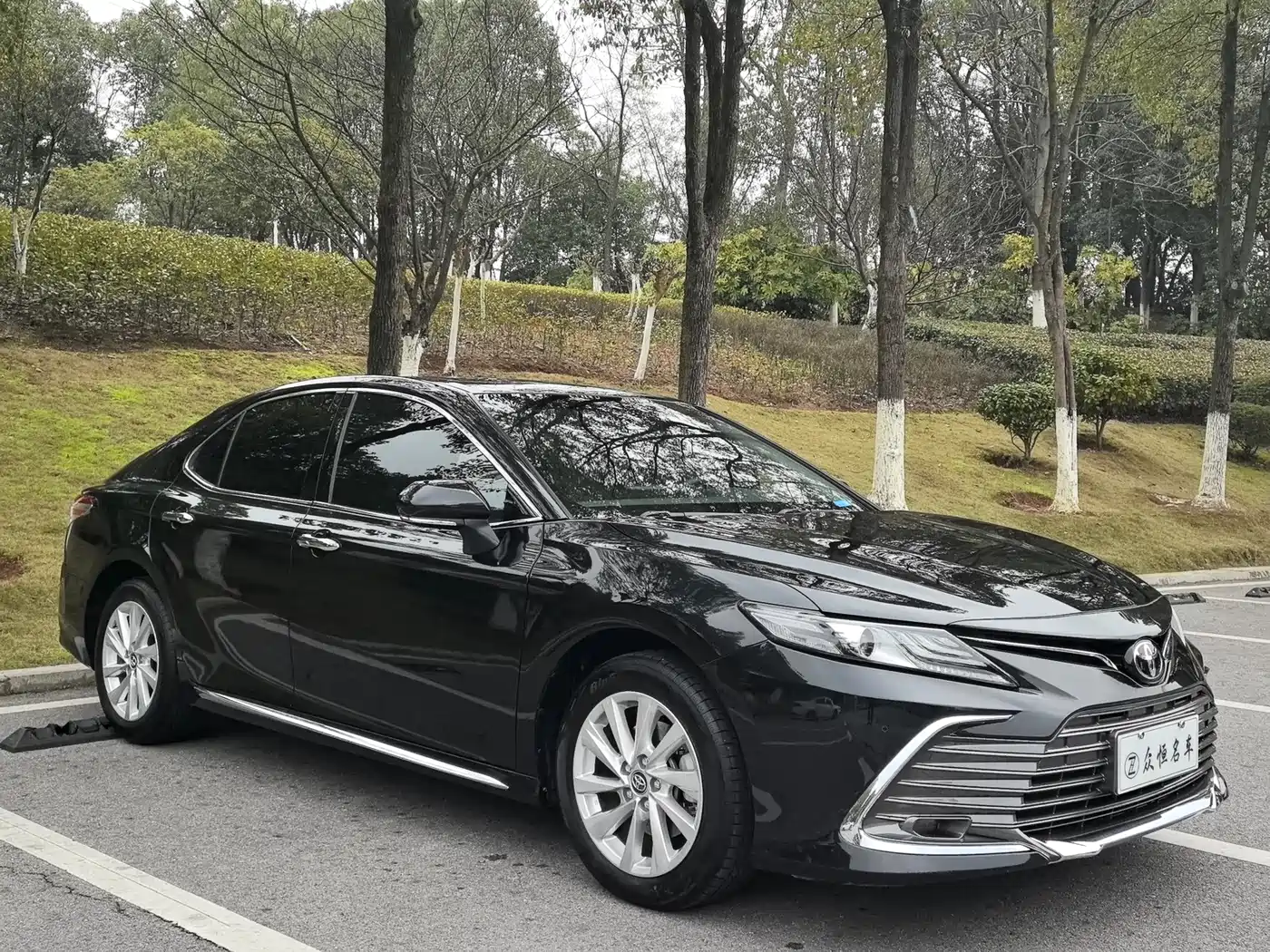TOYOTA CAMRY