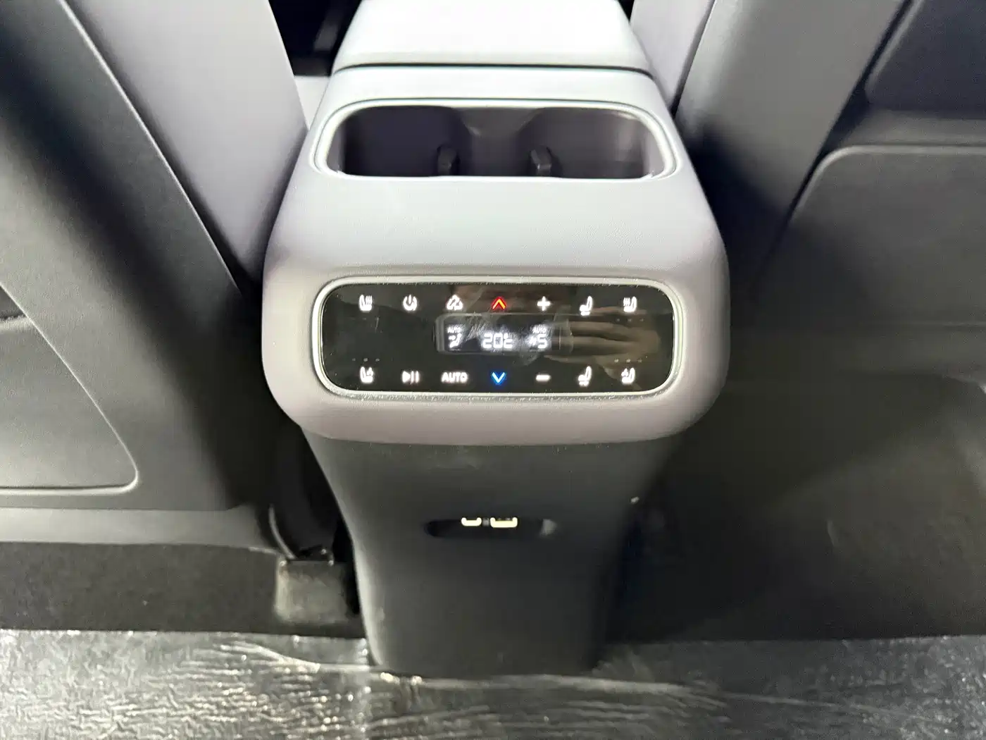 Leapmotor C16 2025 2024 Extended Range 200 Premium Edition