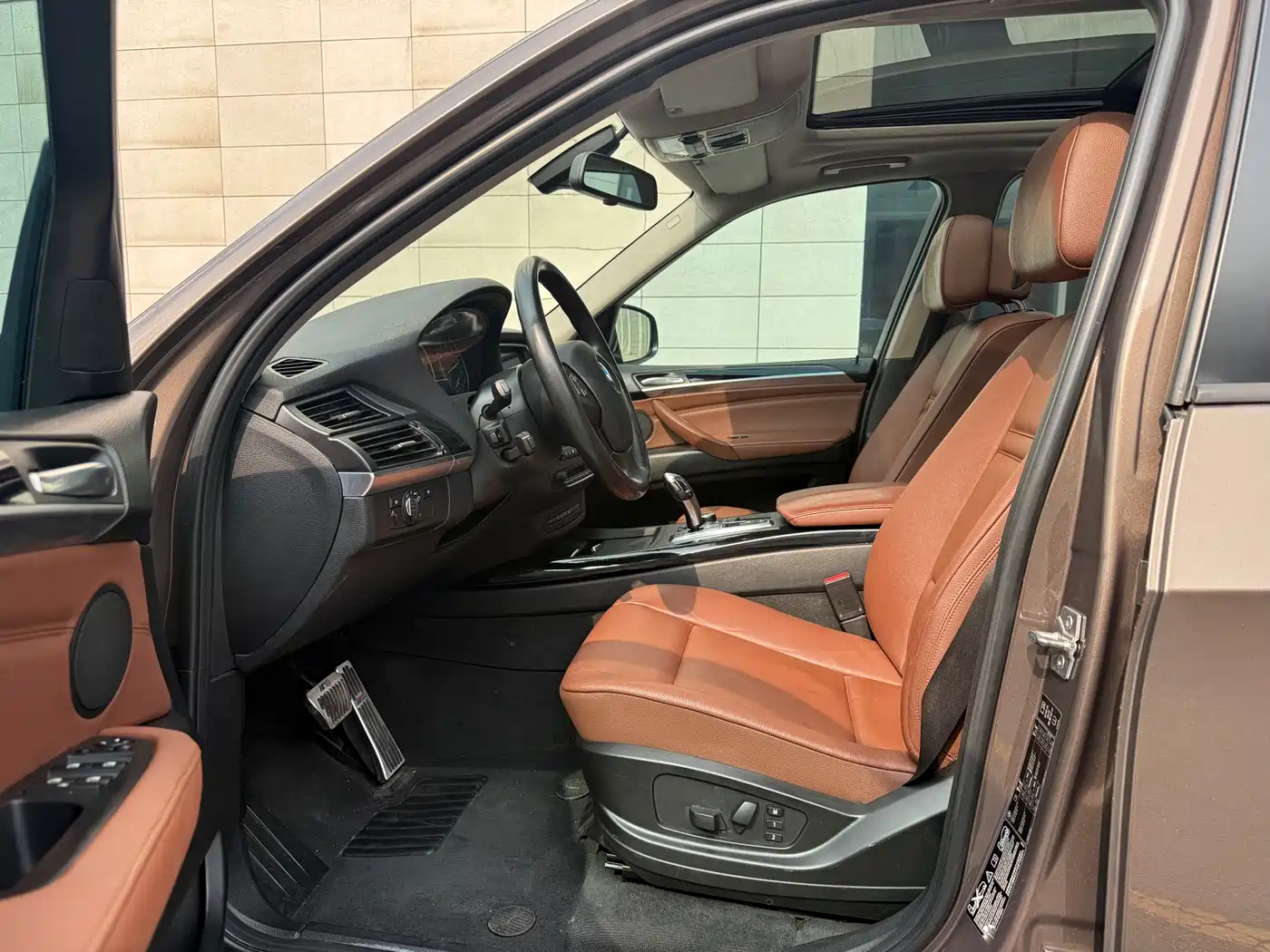 BMW X5 (Import) 2011 xDrive35i Leading Edition фото 8