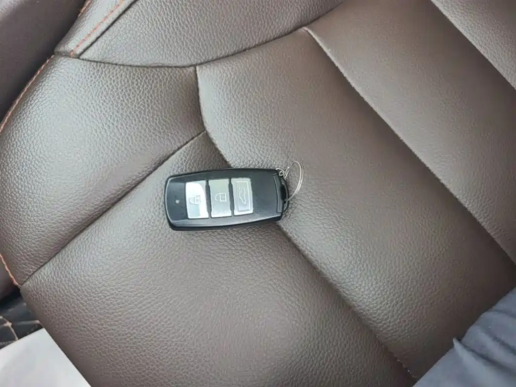 Dongfeng Fengxing Jingyi X5 2018 2017 Dynamic Series 1.5T CVT Premium