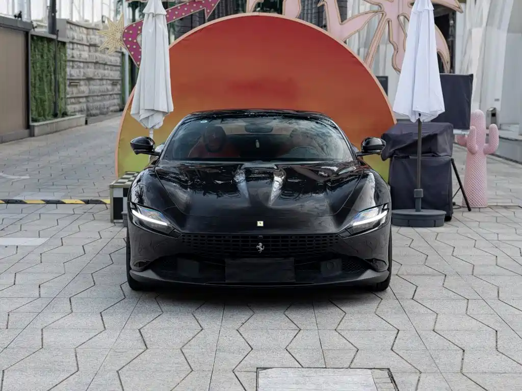 Ferrari Roma 2021 2020 3.9T V8
