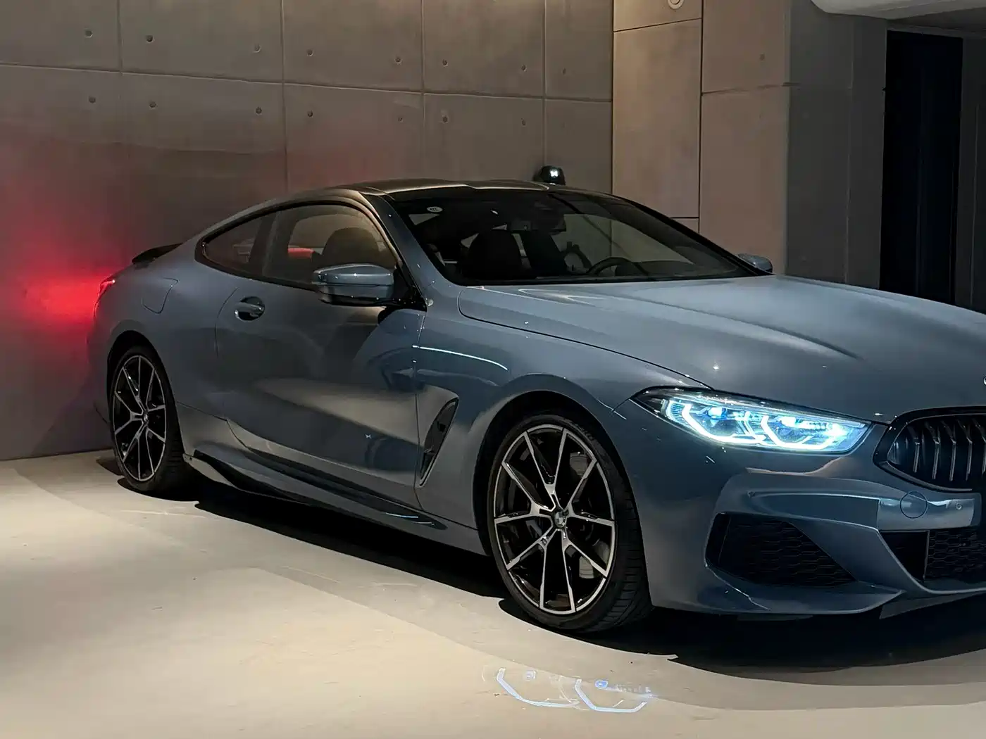 BMW 8 Series 2019 840i Coupe M Sport Package фото 2
