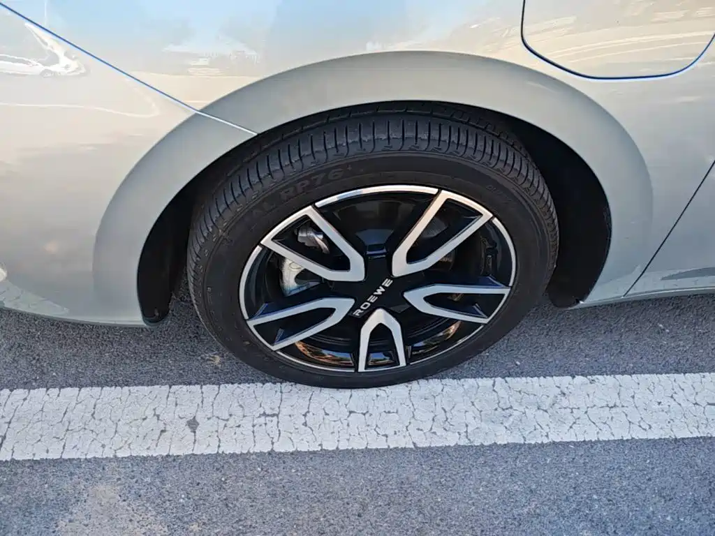 Roewe D6 2025 2025 520km Smart Edition