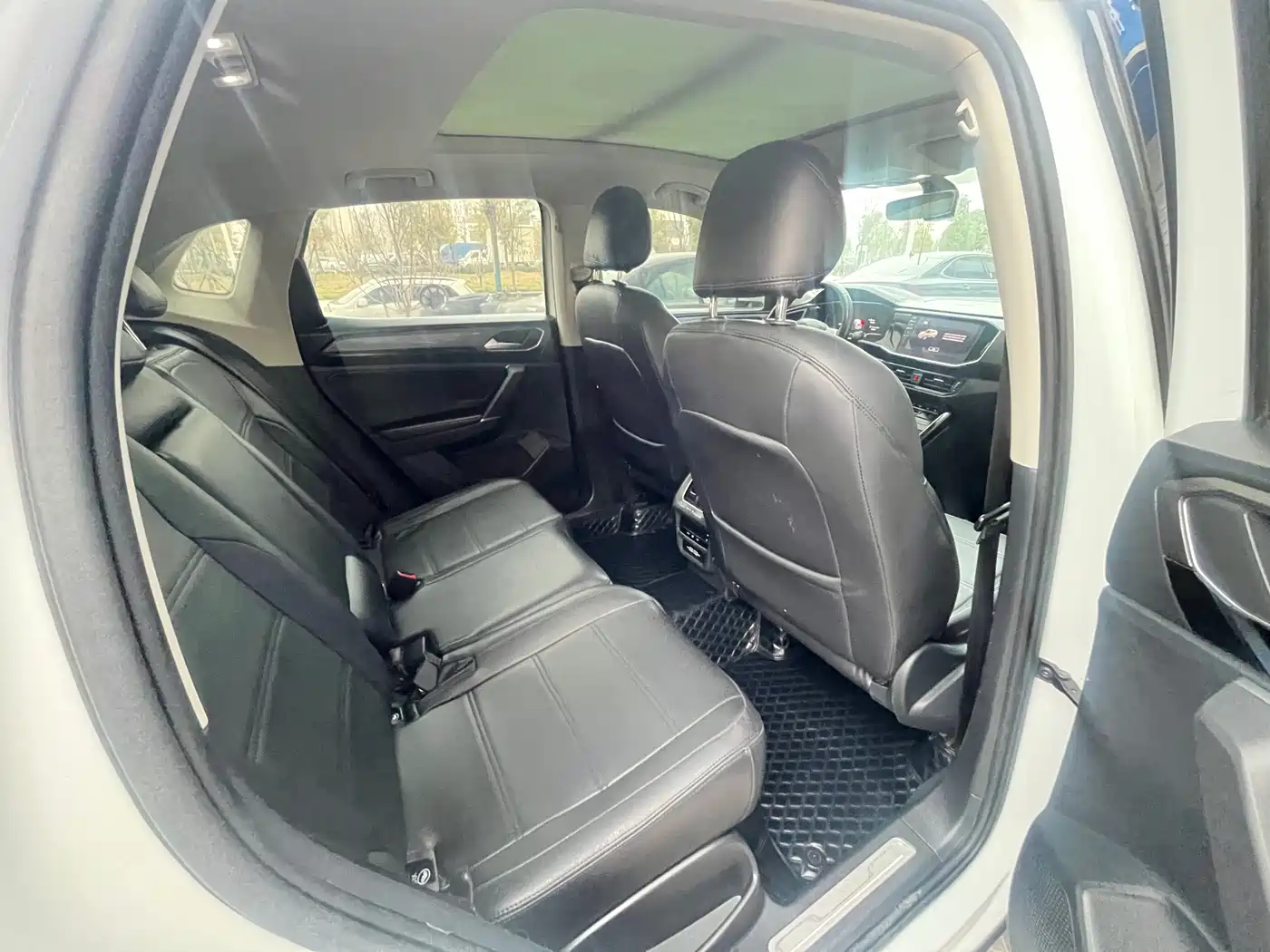 Volkswagen Tayron X 2020 330TSI 2WD Premium Smart Edition фото 6
