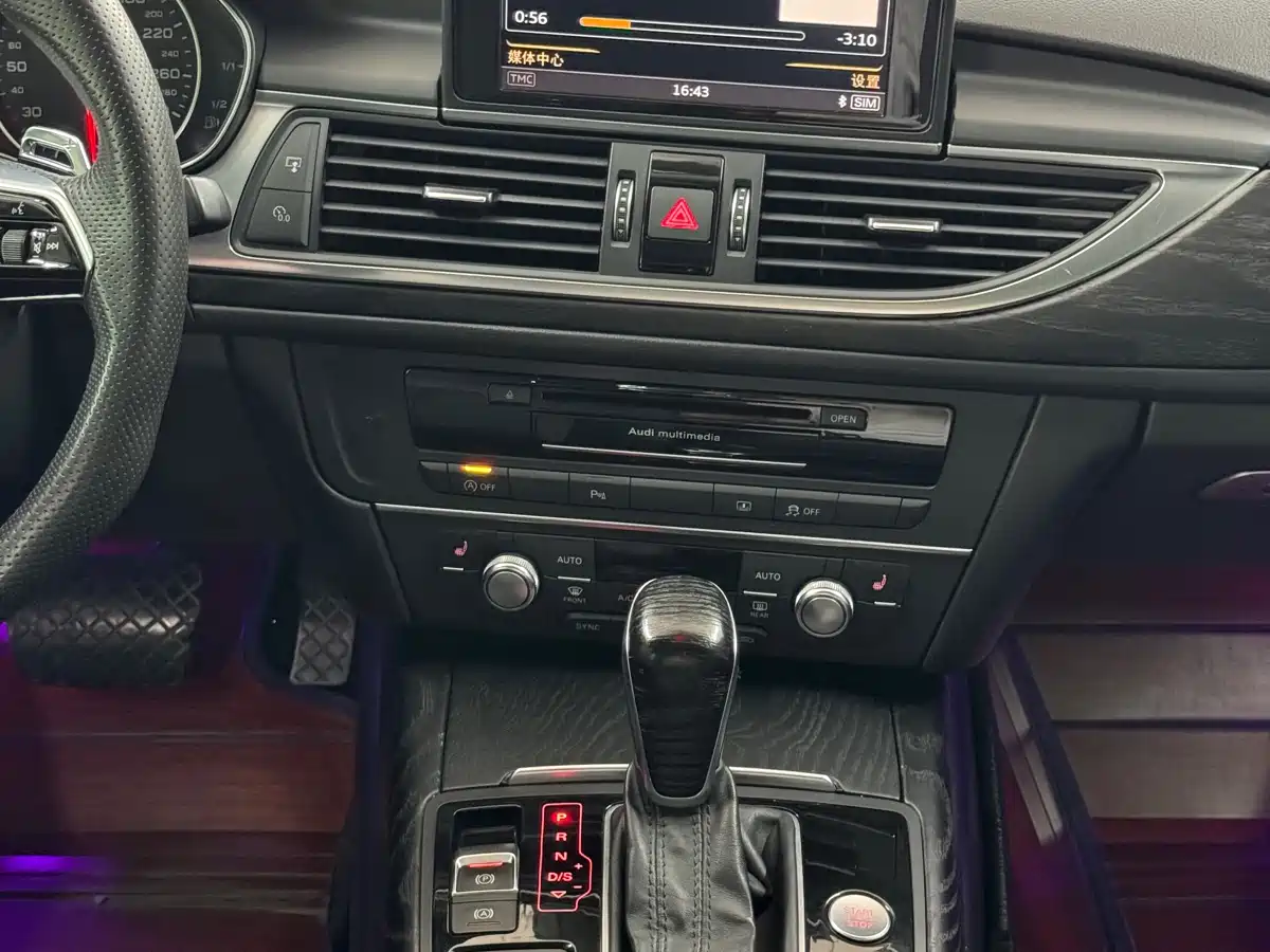 Audi A6L 2017 30 FSI Comfort фото 10