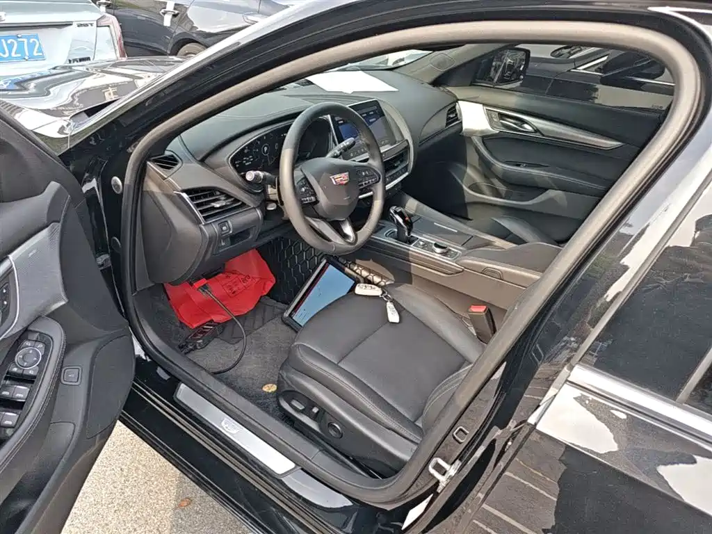 Cadillac CT5 2023 28T Luxury Style (Standard Edition) фото 16