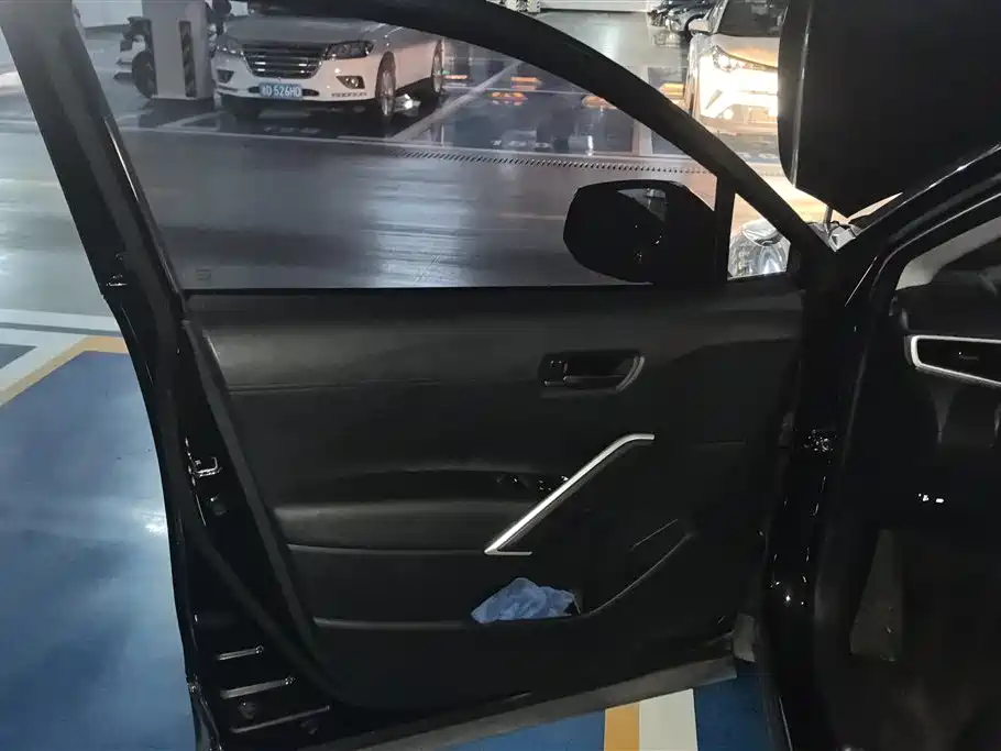 Toyota Corolla Cross 2023 2.0L Pioneer Edition фото 7