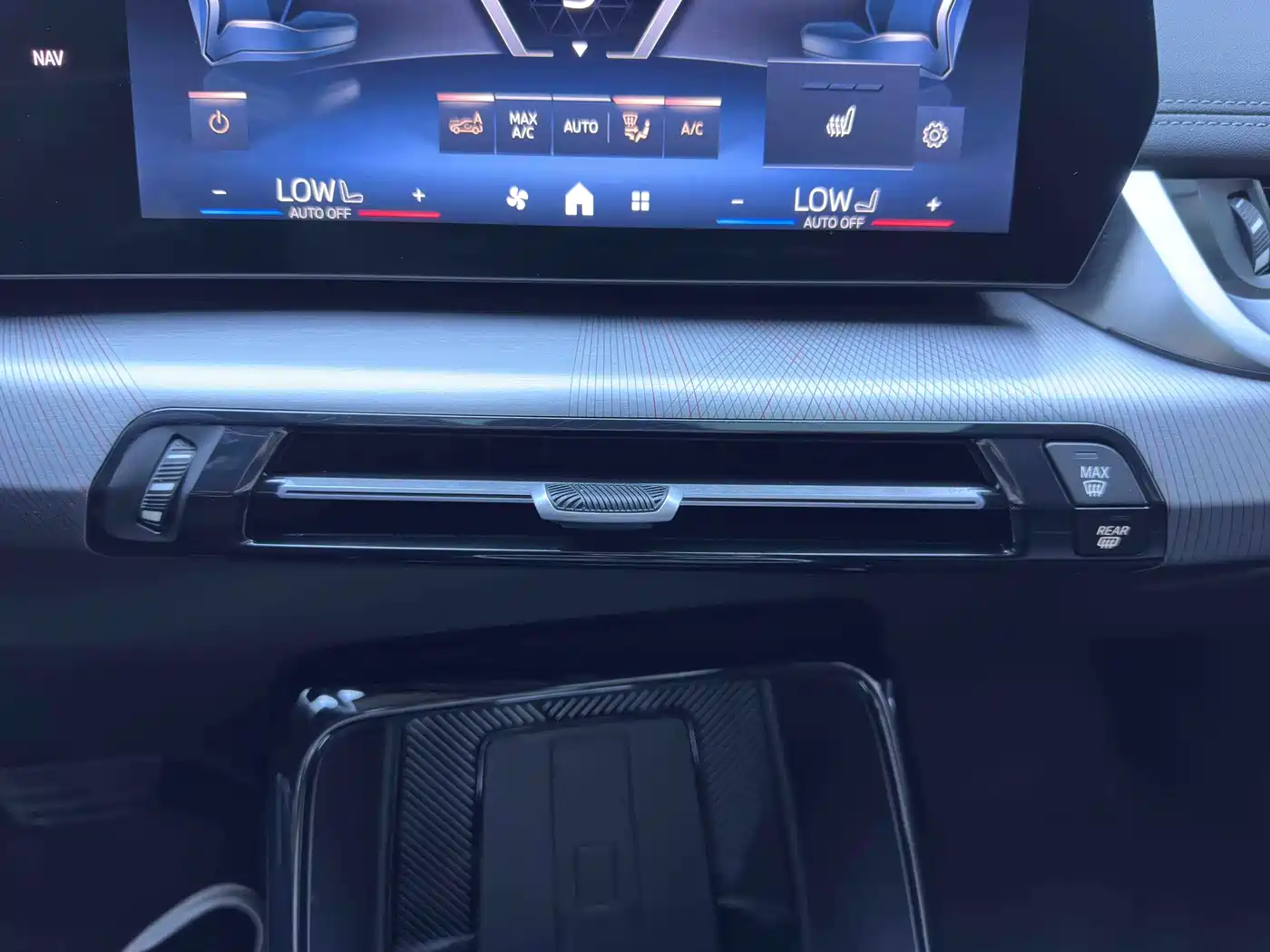 BMW X1 2023 sDrive20Li X Design Package фото 14