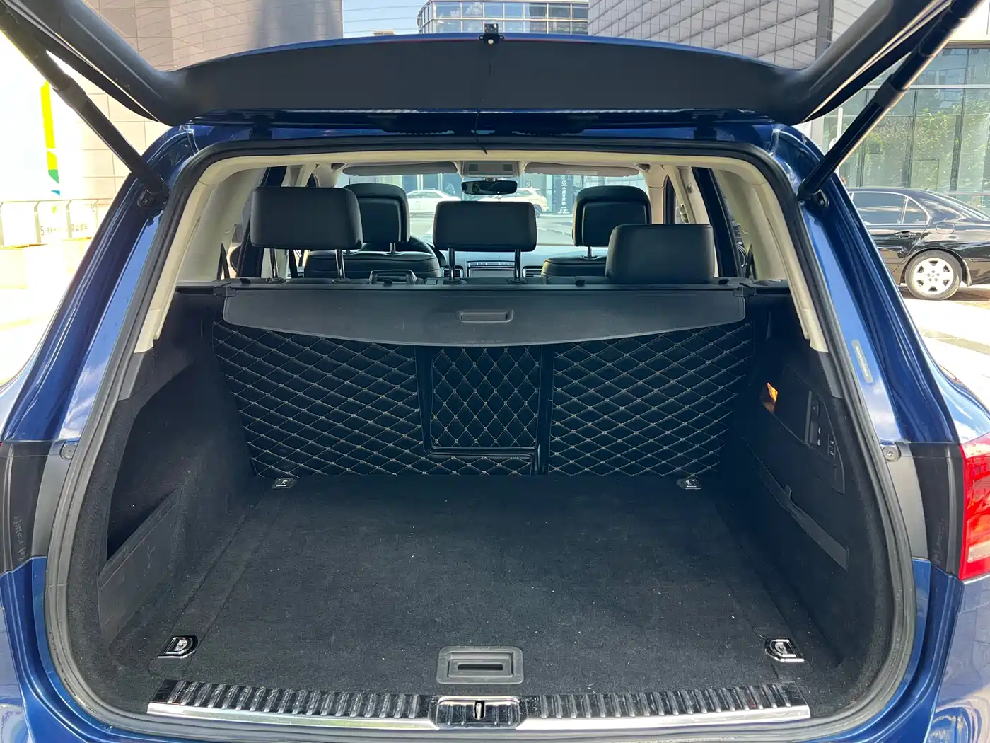 Volkswagen Touareg 2017 3.0TSI Explorer Edition фото 11