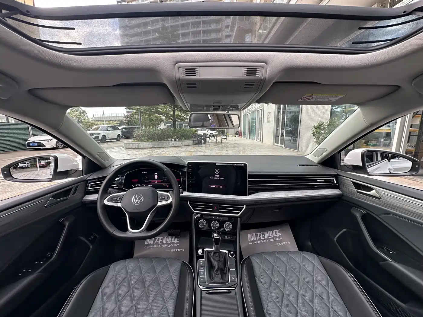 Volkswagen Sagitar 2025 Model Second Facelift 300TSI DSG Transcend Edition фото 5