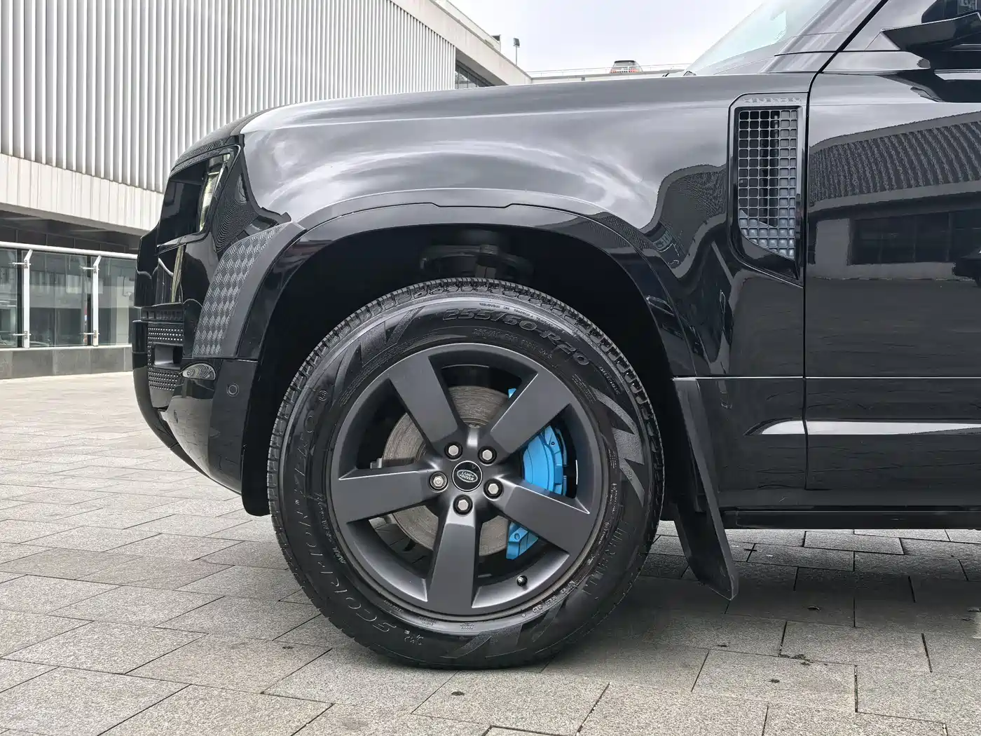 Land Rover Defender 2022 110 P400 X-DYNAMIC HSE фото 21
