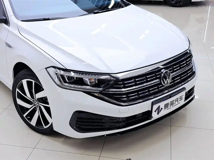 Volkswagen Sagitar 2025 Facelift 300TSI DSG Beyond Edition фото 11