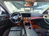 Фото 5 - Mercedes-Benz E-Class