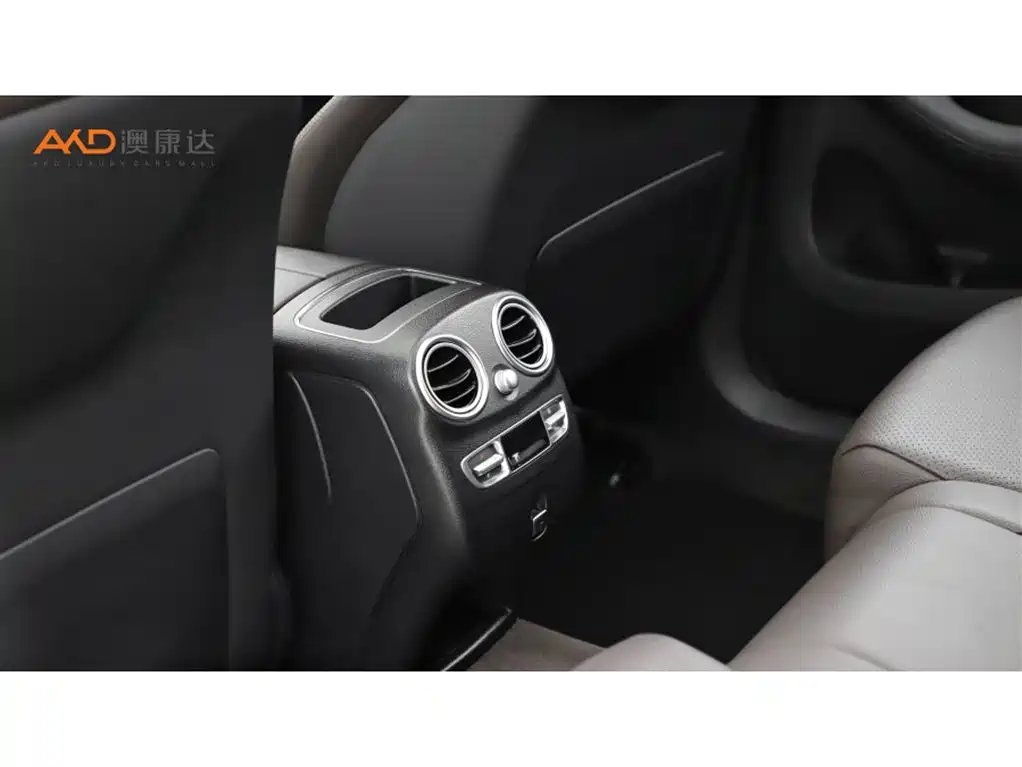 Mercedes-Benz GLC 2021 GLC 300 L 4MATIC Sporty фото 9