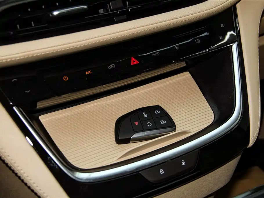 Buick GL8 2025 Land Business Class Comfort DG Edition фото 22