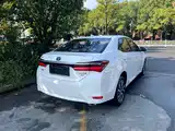 Photo 7 - Toyota Corolla
