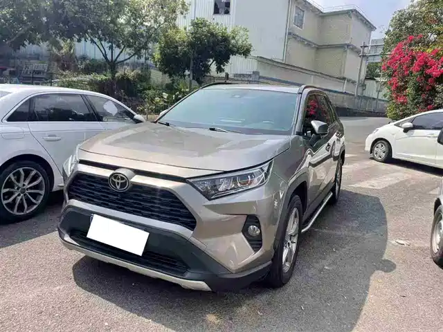 TOYOTA RAV4 RONGFANG