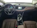 Photo 9 - Buick GL6