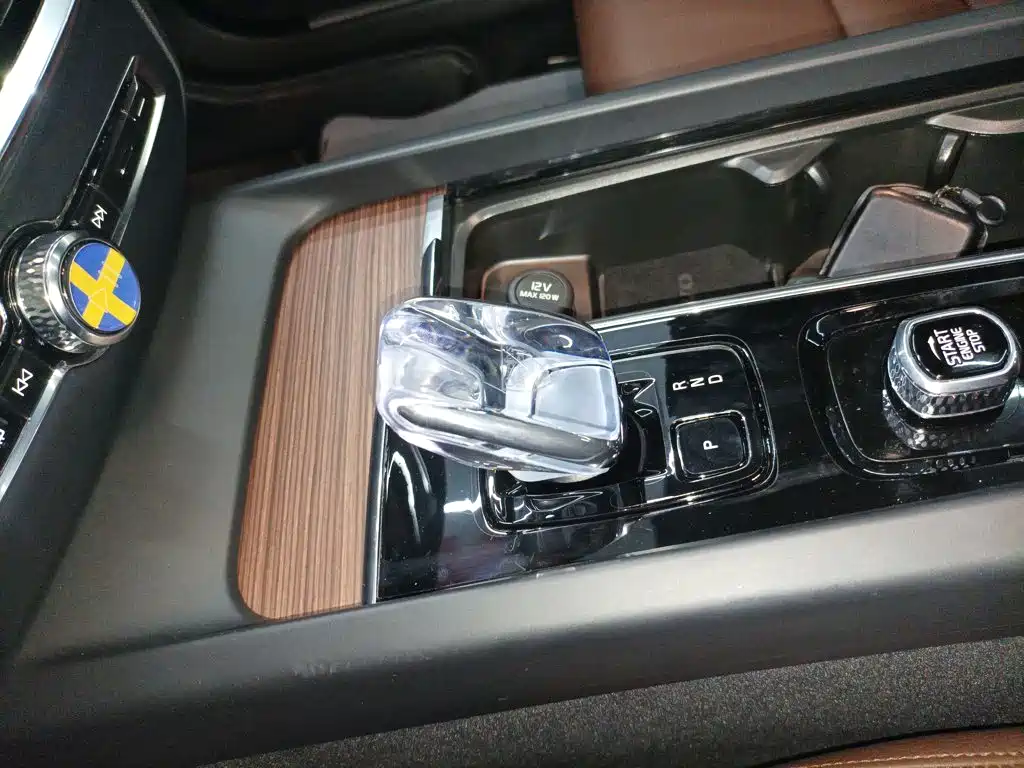 Volvo S60 2024 2024 B4 Inscription Luxury Edition