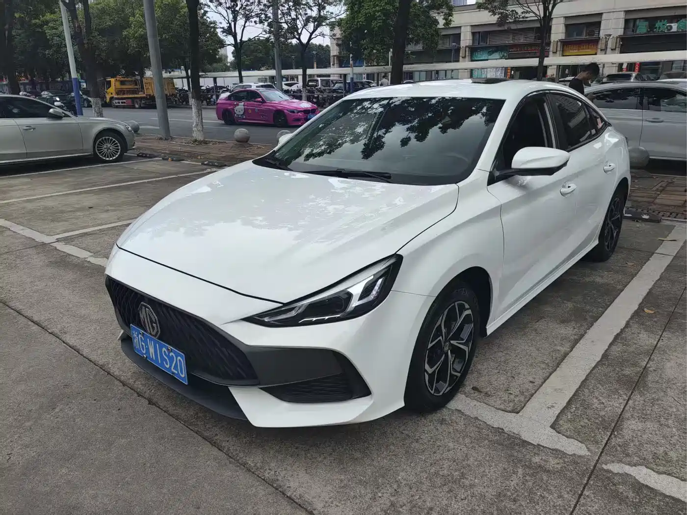 MG 5 2021 Model 180DVVT CVT Youth Luxury Edition