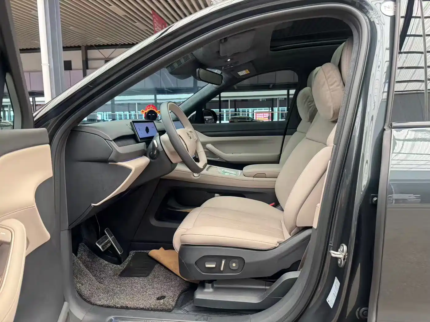 NIO ES8 2025 2024 100kWh Signature Edition