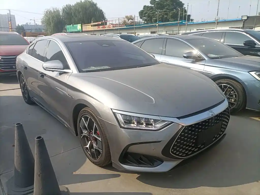 Photo 4 - BYD Han