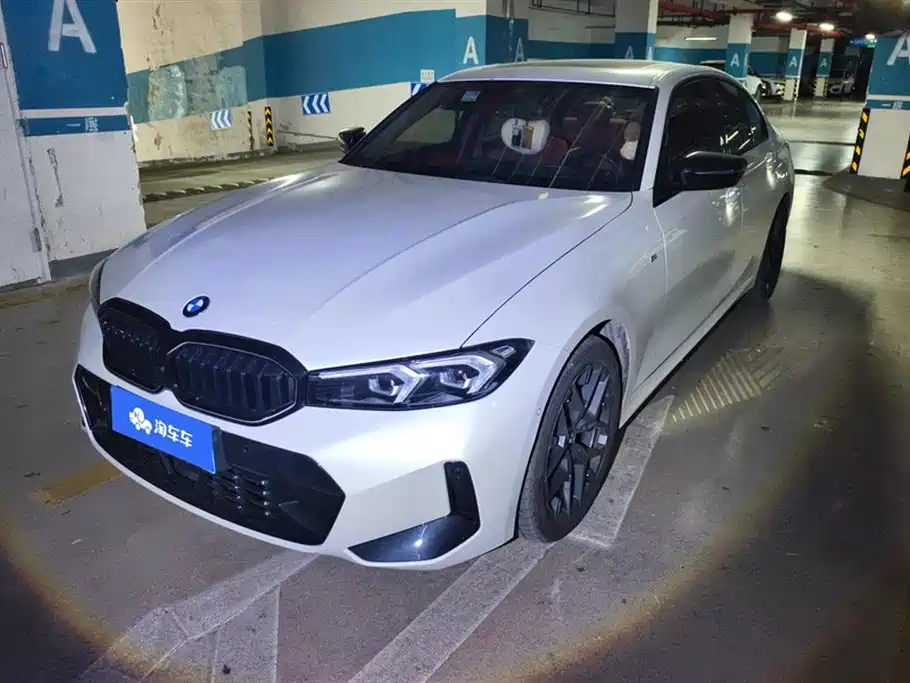 BMW 3 Series 2025 330i M Sport Night Edition