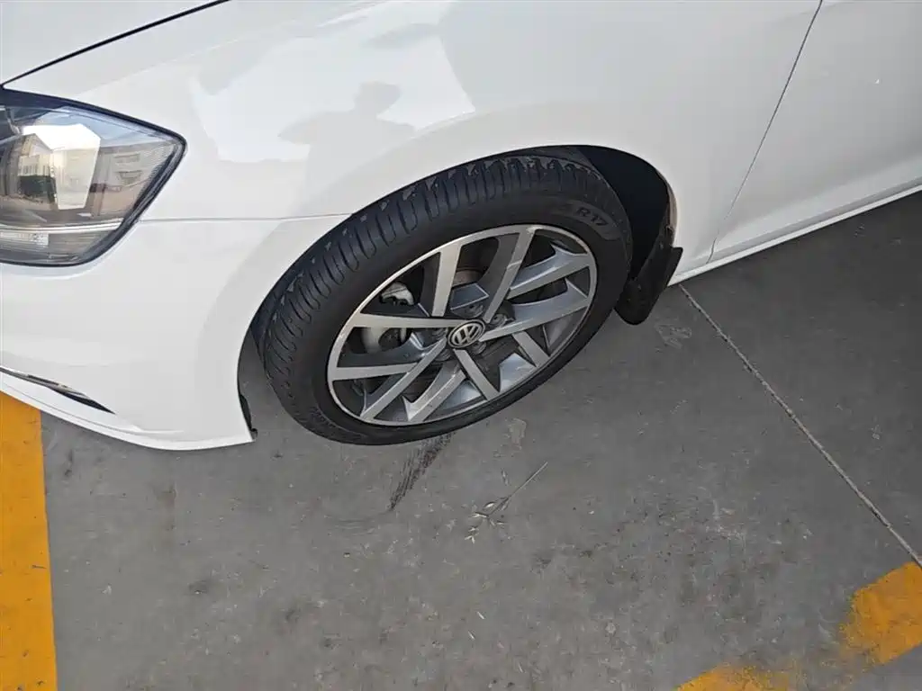 Volkswagen Golf 2020 280TSI DSG Comfort фото 23
