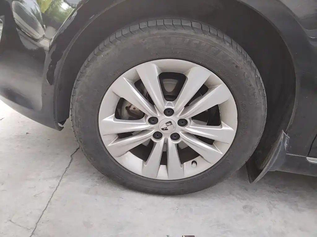 Roewe 550 2015 2014 550S 1.8L Automatic Smart Edition