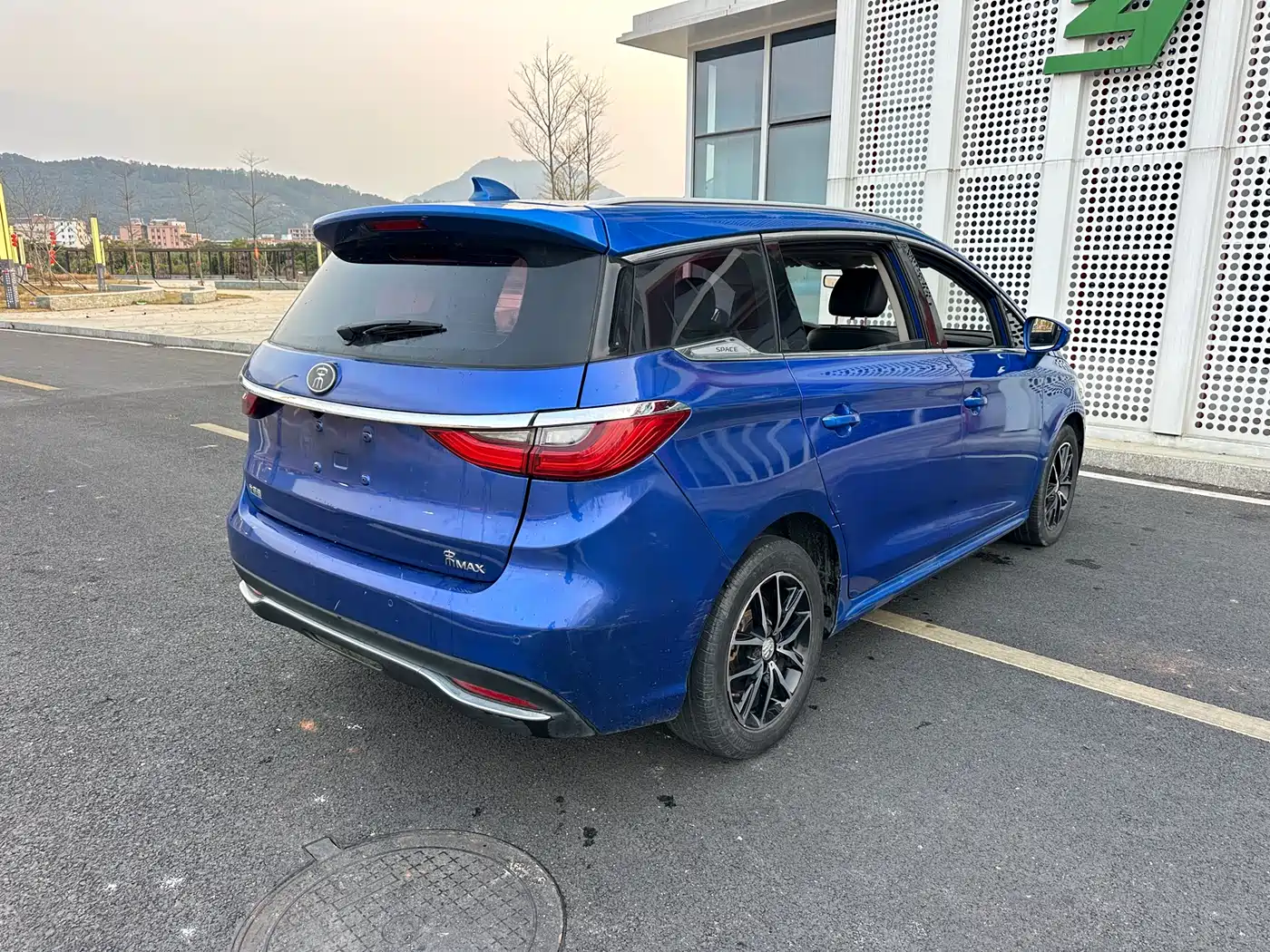 BYD Song MAX 2017 1.5T Auto Smart Connect Premium 7-seater фото 28