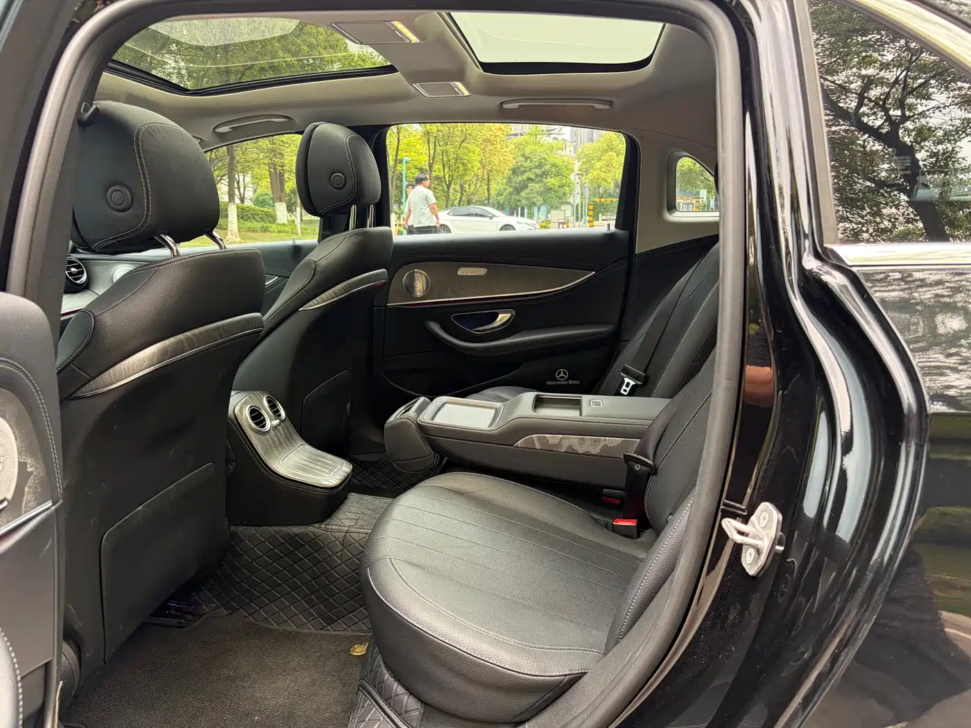Mercedes-Benz E-Class 2021 Facelift E 300 L Fashion фото 18