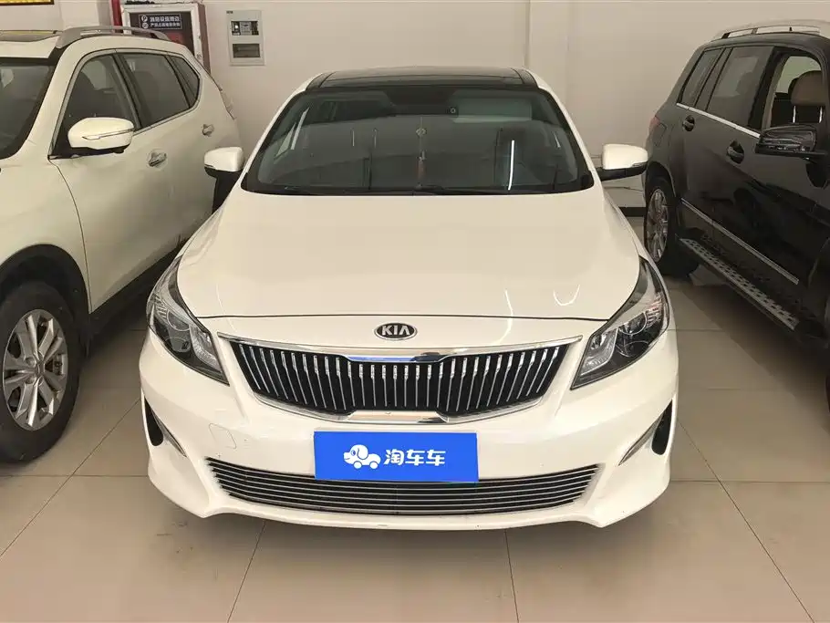 KIA K4