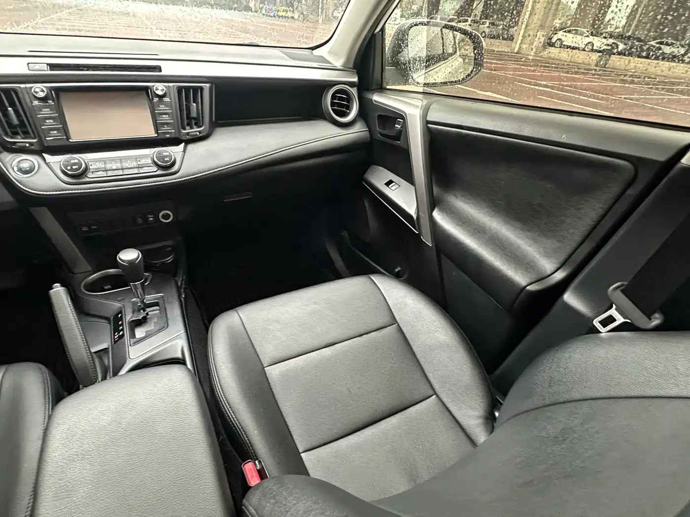 Toyota RAV4 Rongfang 2019 2.0L CVT 2WD Trend Edition China VI фото 10
