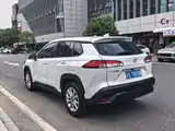 Photo 5 - Toyota Frontlander