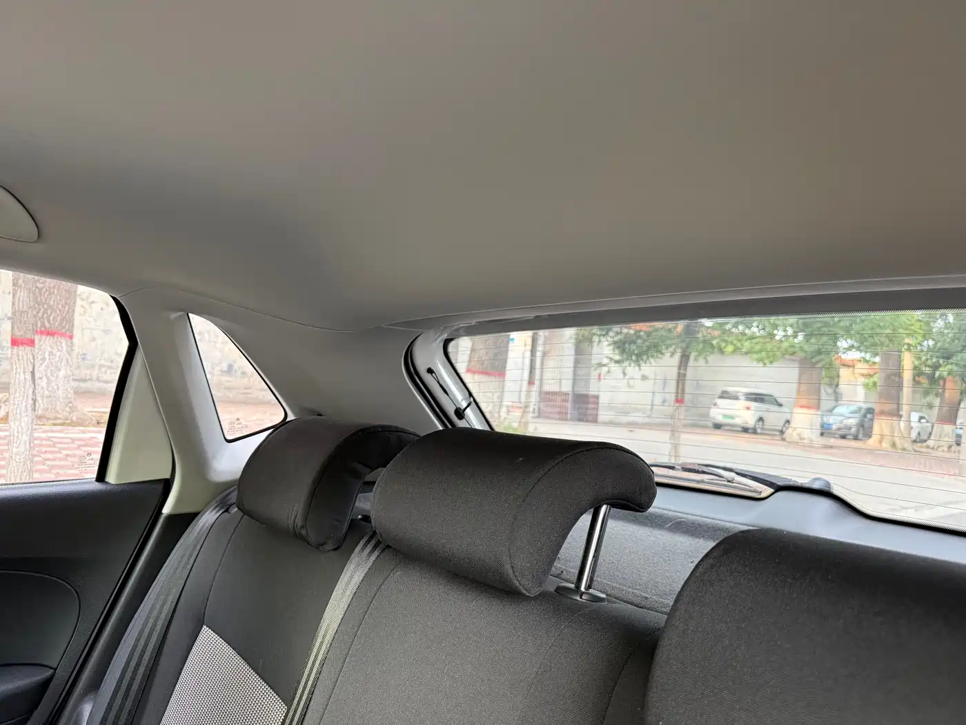 Volkswagen Polo 2018 1.5L Auto Safe Drive фото 8