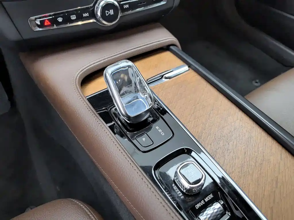 Photo 13 - Volvo S90