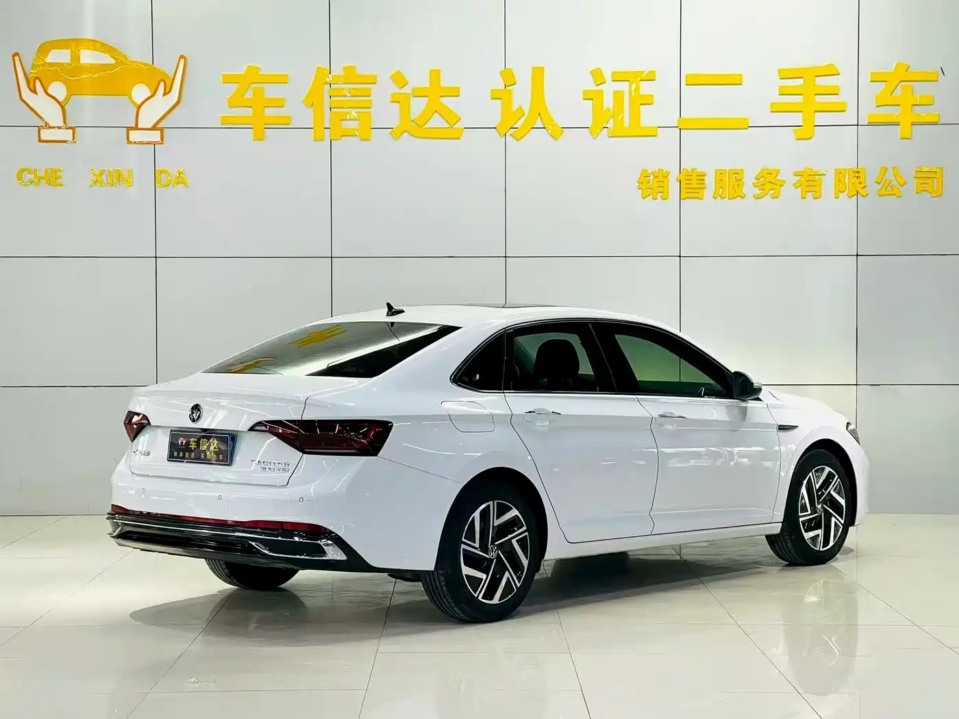 Volkswagen Sagitar 2024 300TSI DSG Surpass Edition фото 3