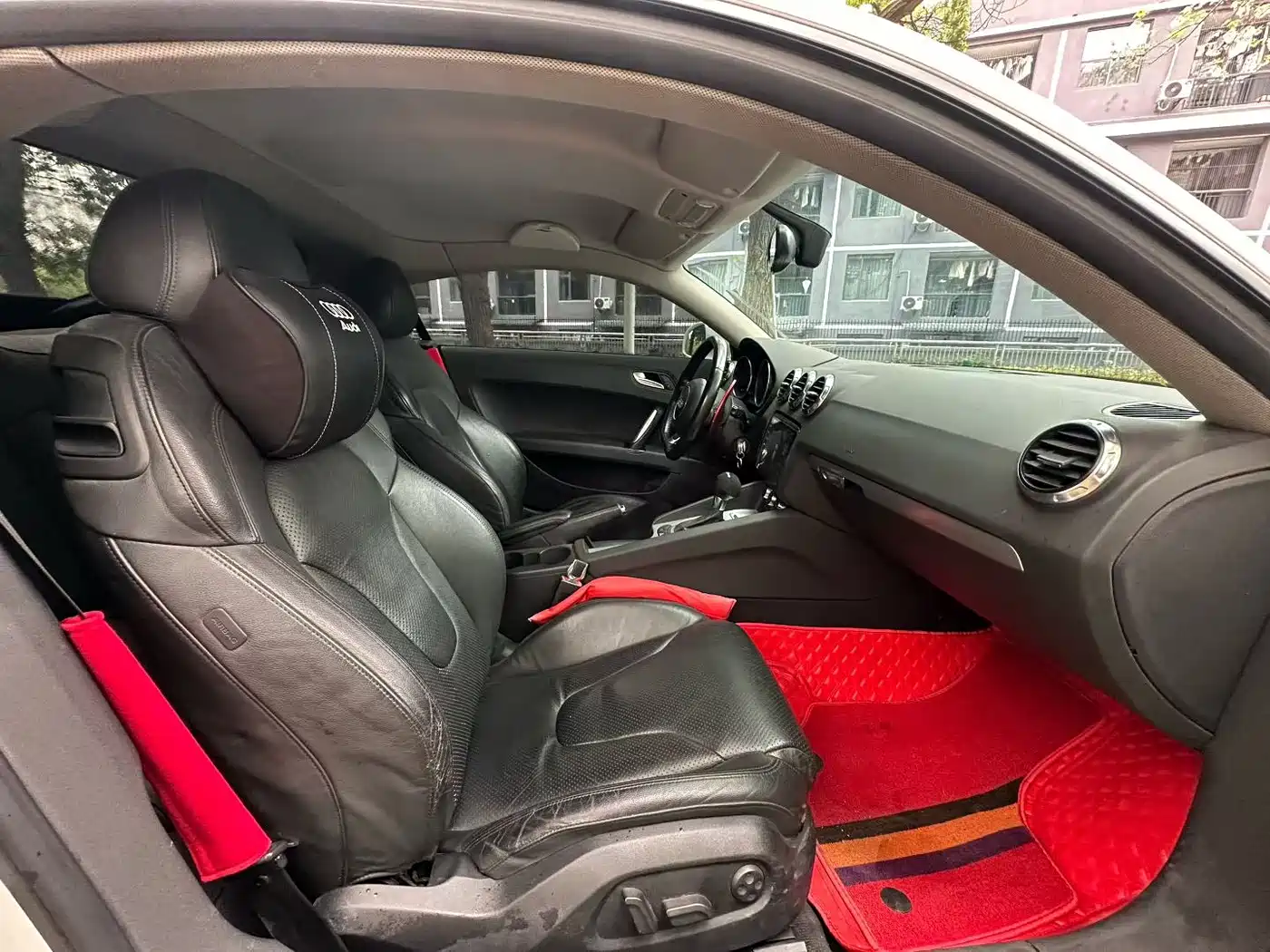 Photo 5 - Audi TT
