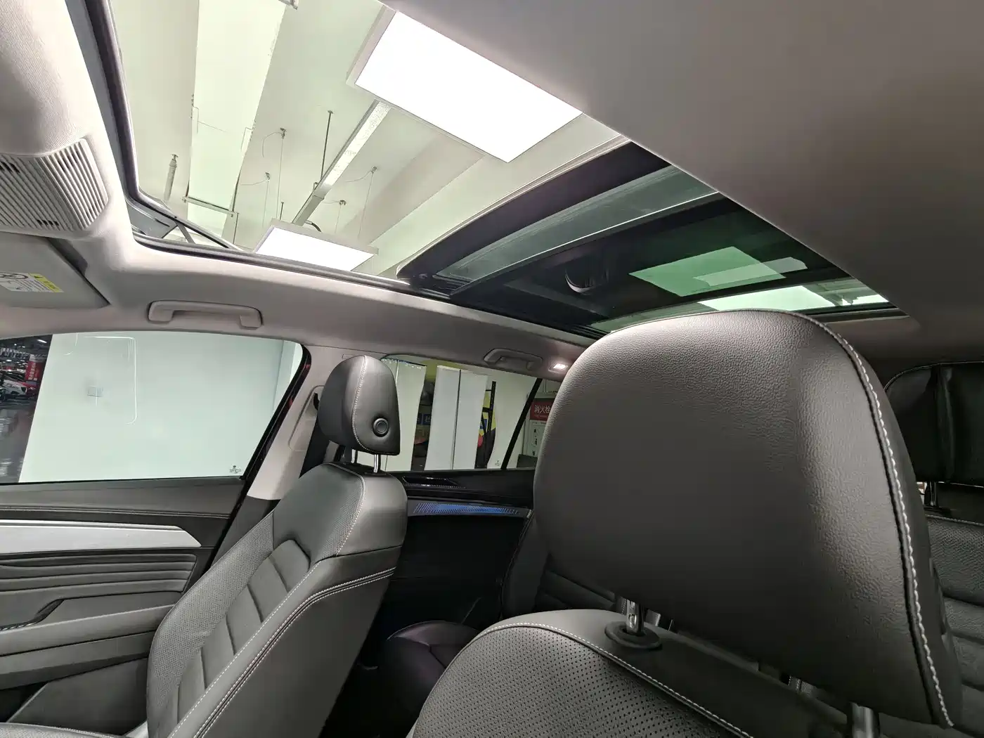 Volkswagen Talagon 2023 380TSI 4WD Luxury Pro Edition фото 20