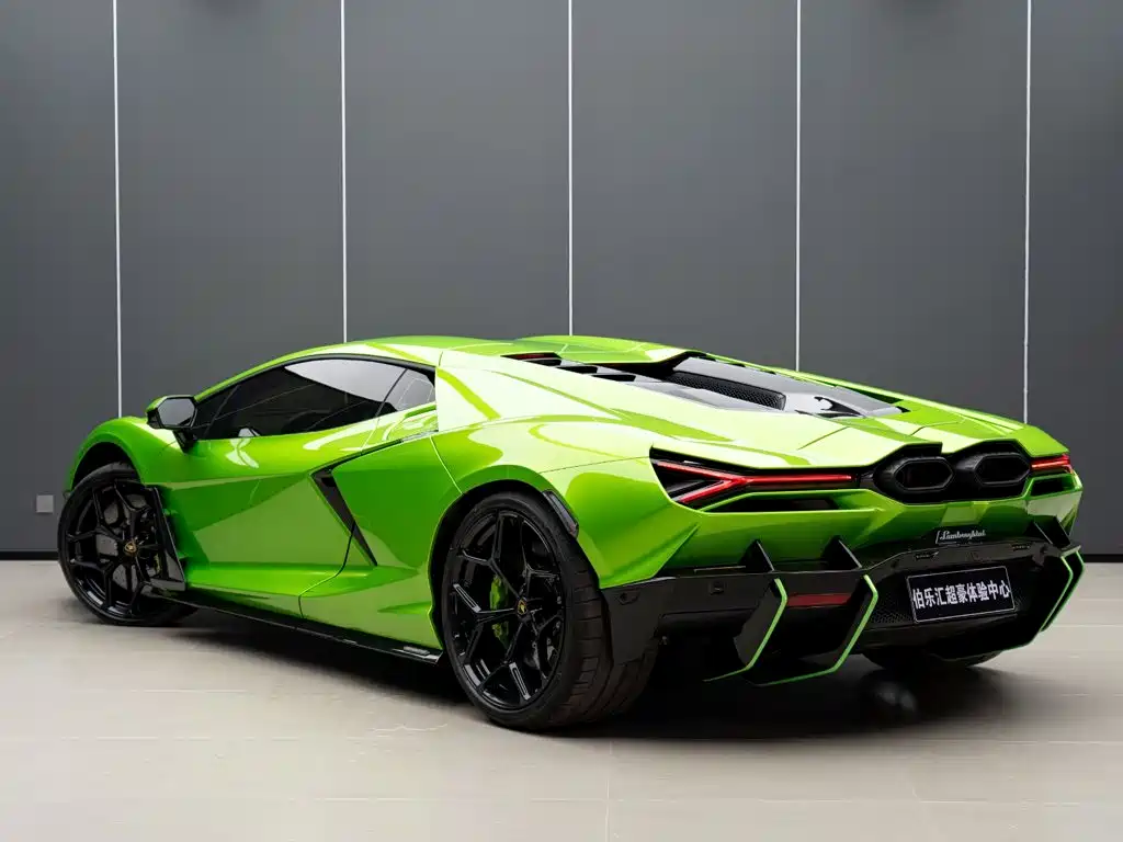 Lamborghini Revuelto 2025 2023 6.5L PHEV Standard