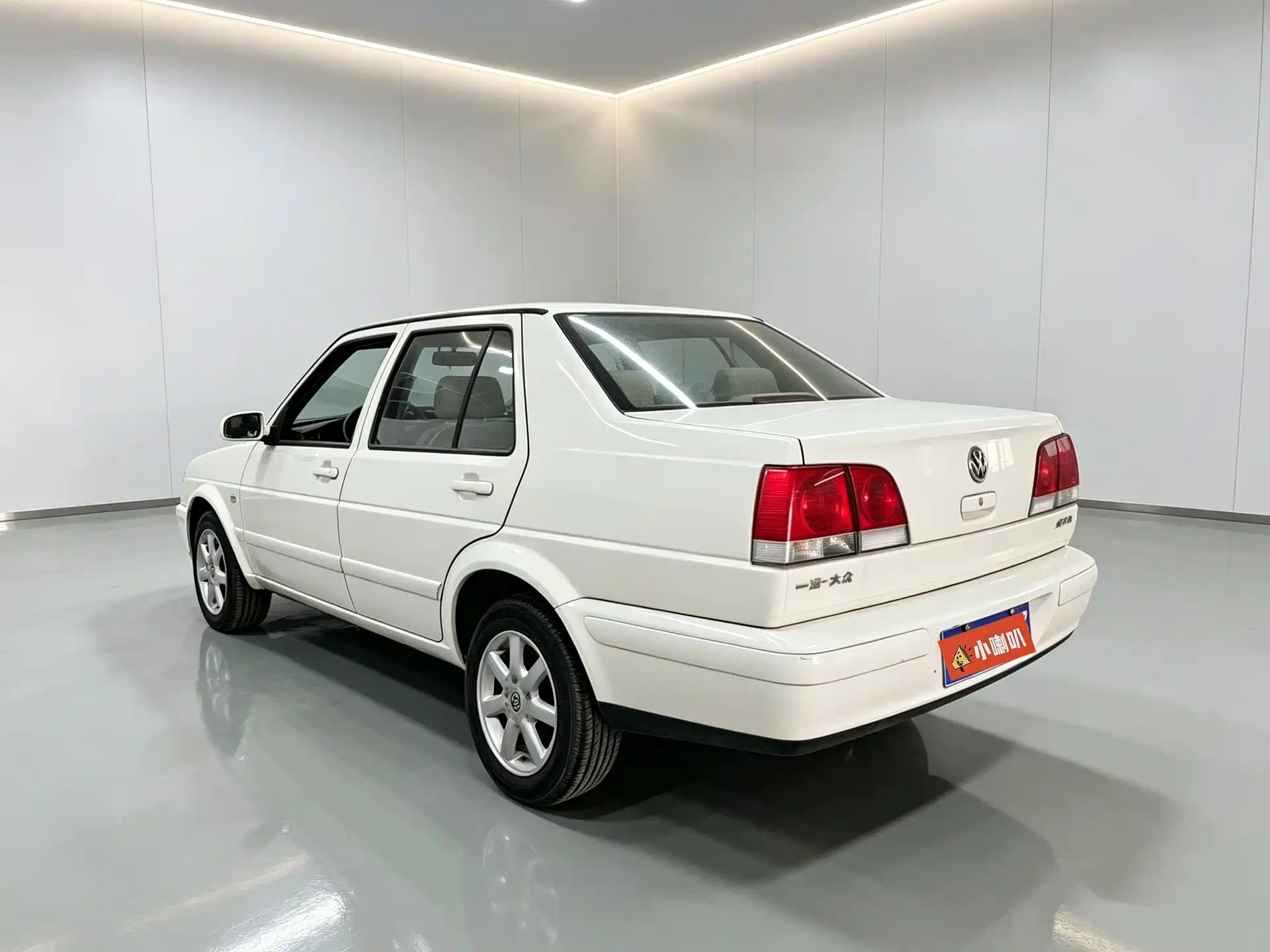 صورة 14 - Volkswagen Jetta