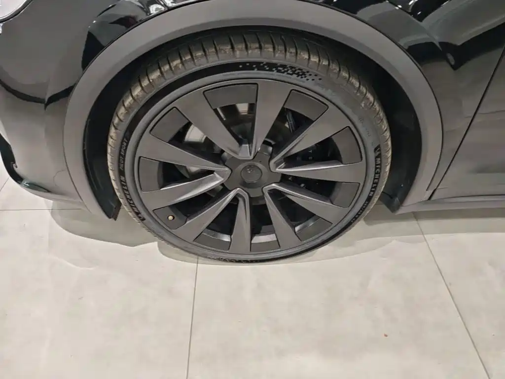 Photo 23 - Tesla Model X
