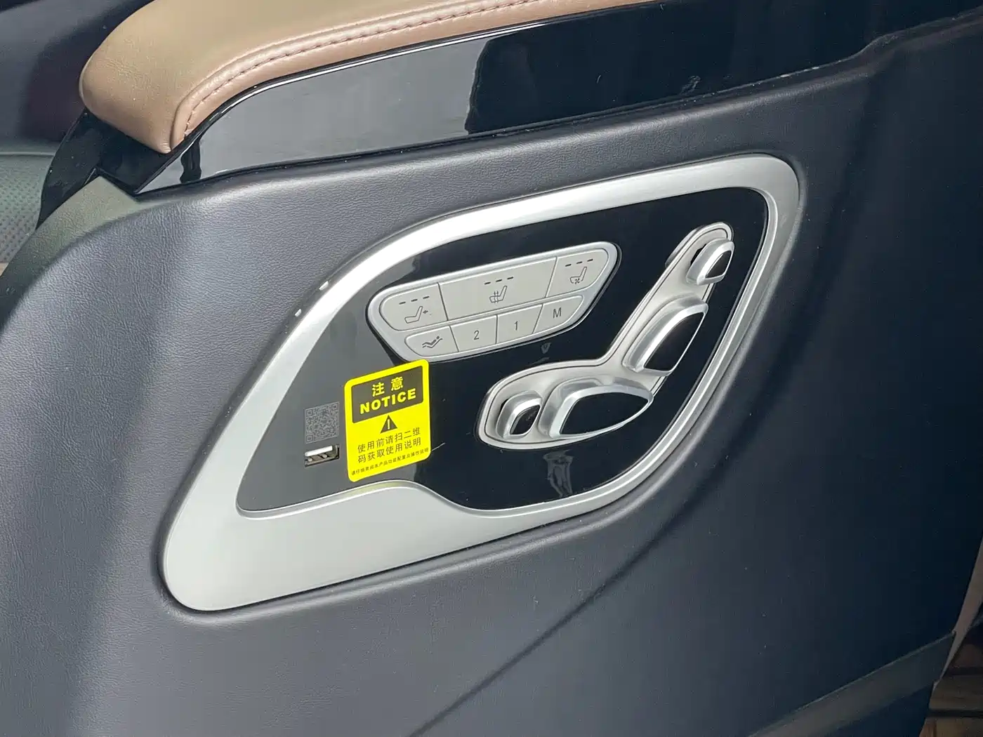 Mercedes-Benz V-Class 2020 V 260 Luxury Edition фото 11