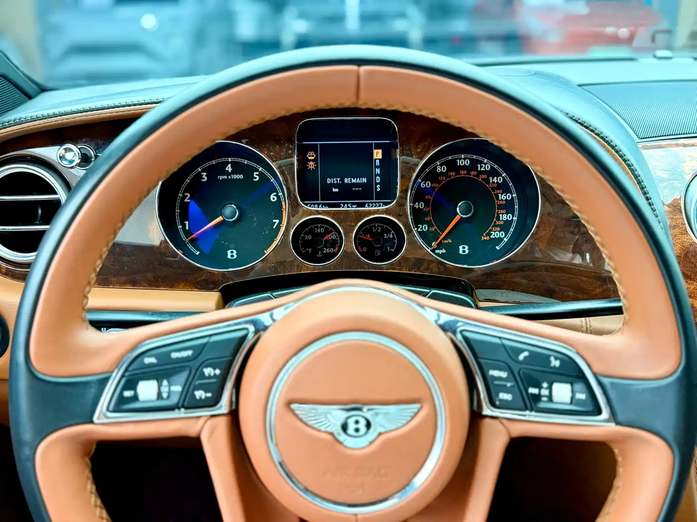 Bentley Continental фото 16