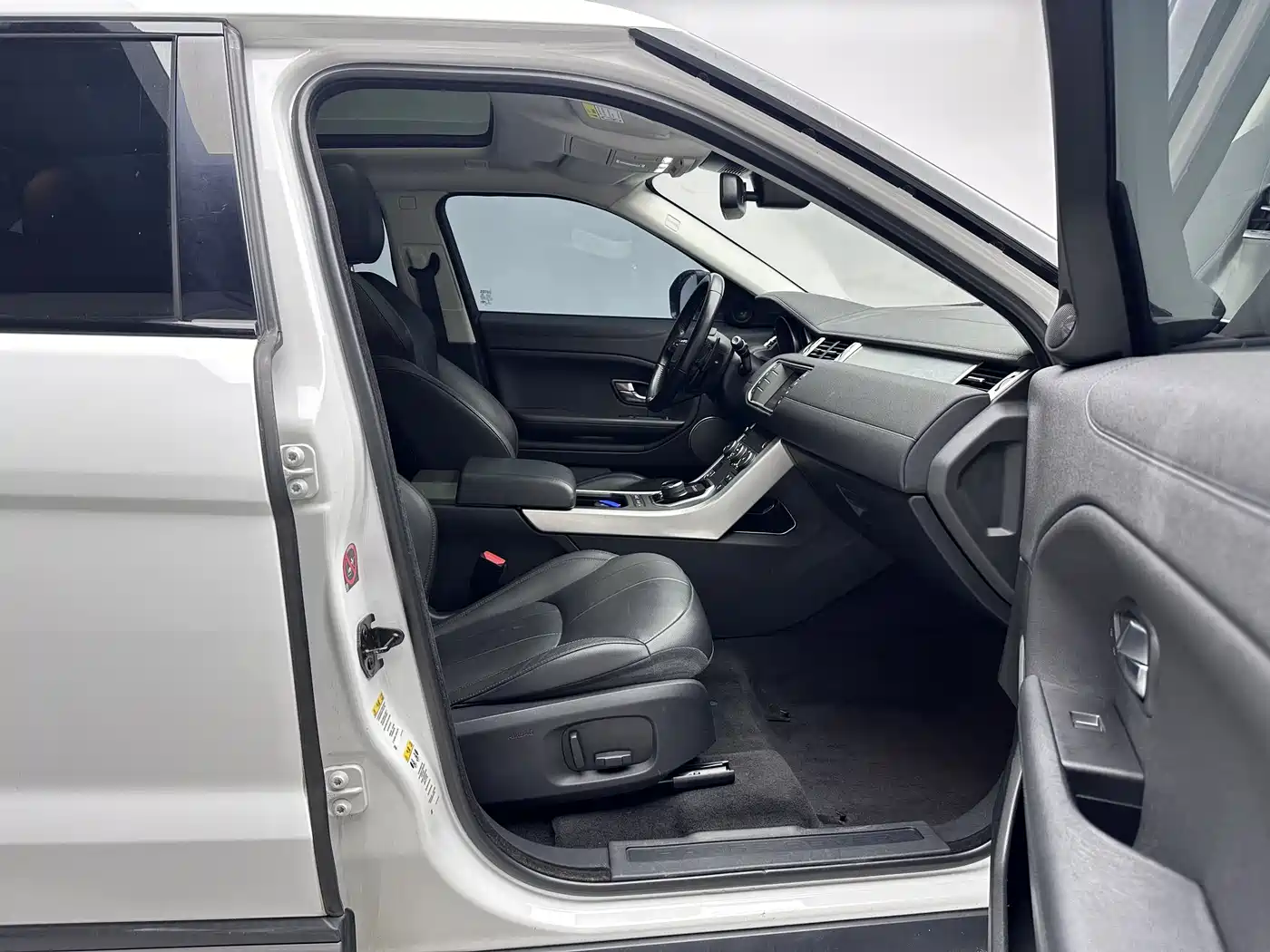 Land Rover Range Rover Evoque 2018 240PS PURE Trend фото 11