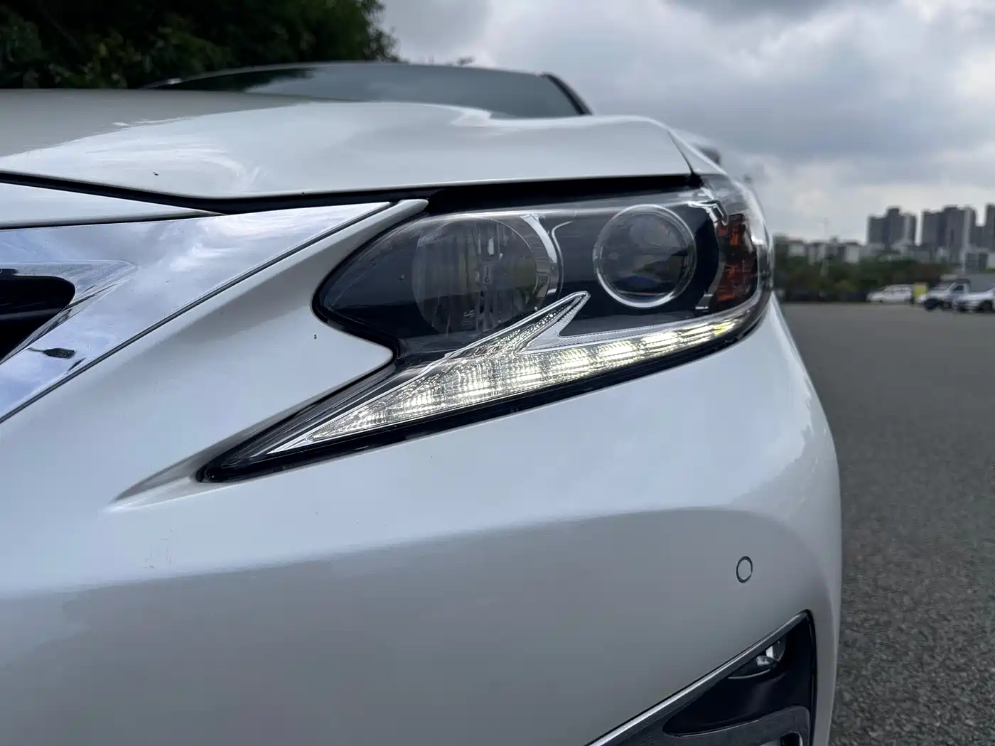 Lexus ES 2015 200 Elite Edition фото 4