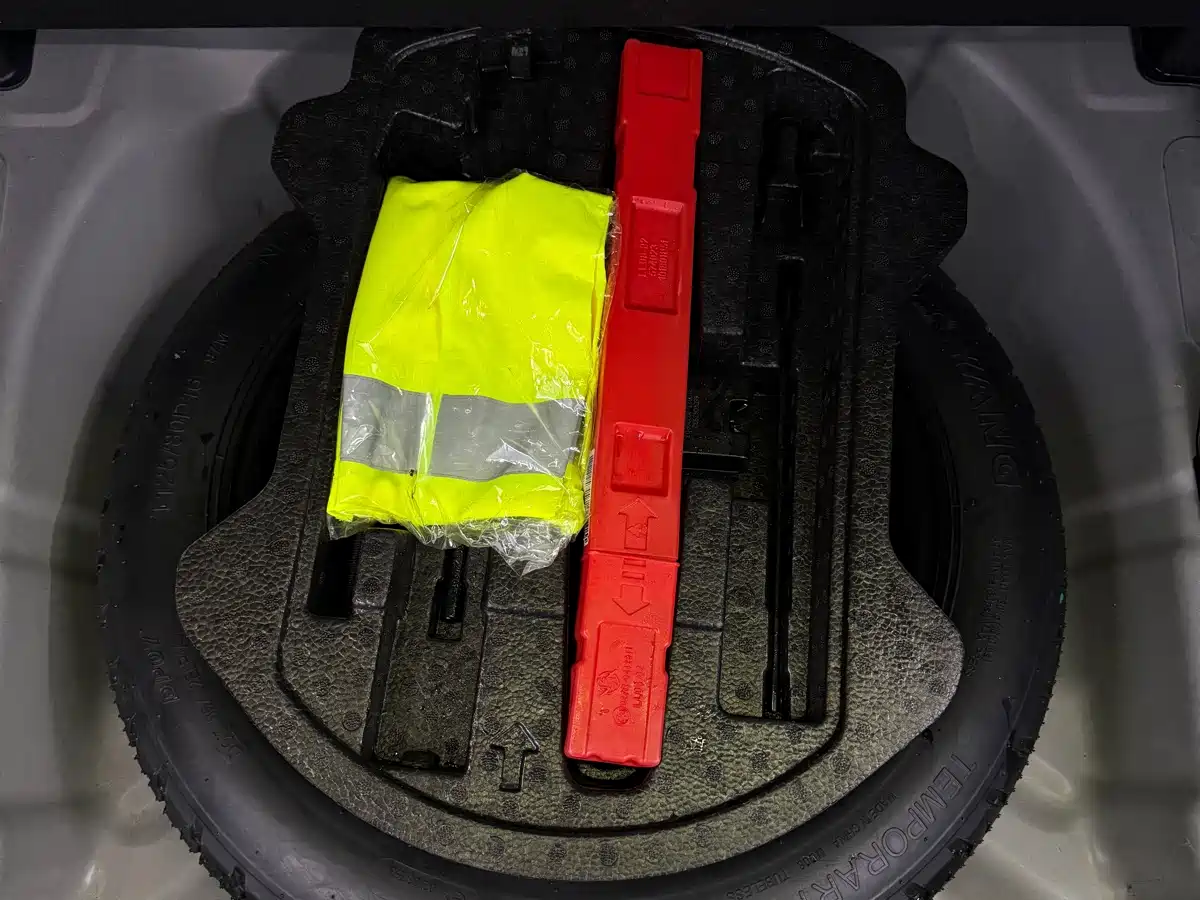 GEELY AUTOMOBILE BINYUE