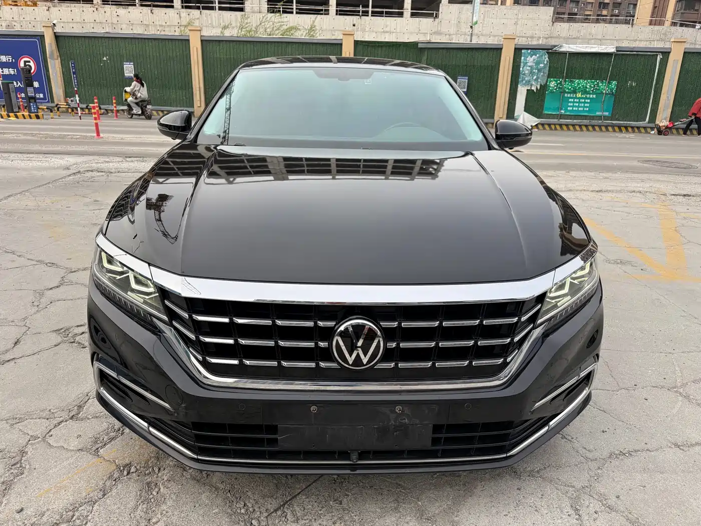 VOLKSWAGEN PASSAT