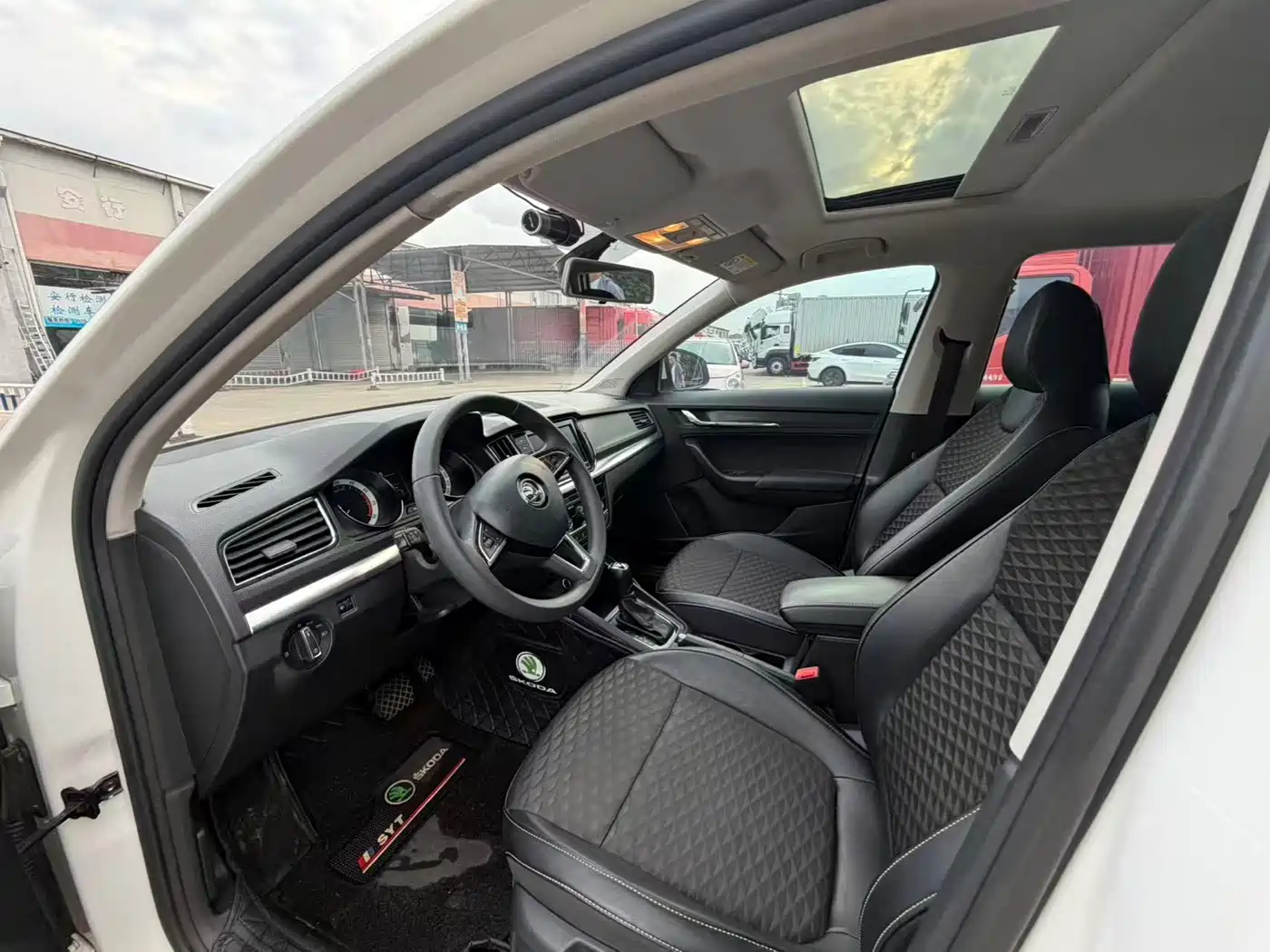 Škoda Kamiq 2018 1.5L Automatic Comfort Version China V фото 12